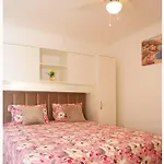 Appartamento House Luketini Dvori