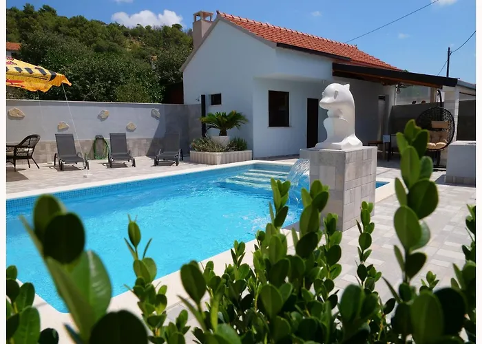 House Luketini Dvori Διαμέρισμα Blizna Donja