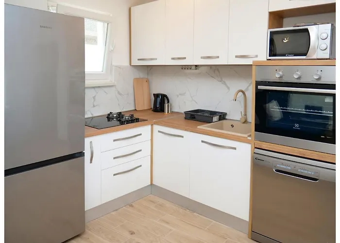 House Luketini Dvori Апартаменты