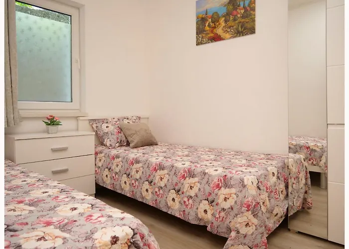 House Luketini Dvori