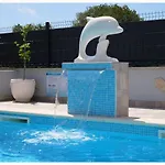House Luketini Dvori Apartman *