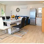 House Luketini Dvori *