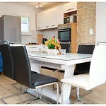 Apartman House Luketini Dvori Blizna Donja