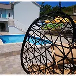 Apartman House Luketini Dvori