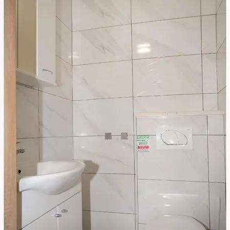 Apartment House Luketini Dvori