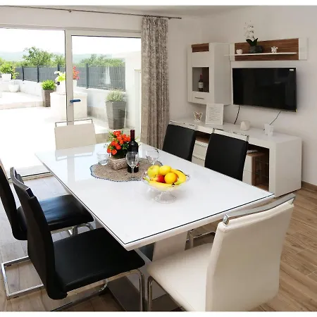 شقة House Luketini Dvori *