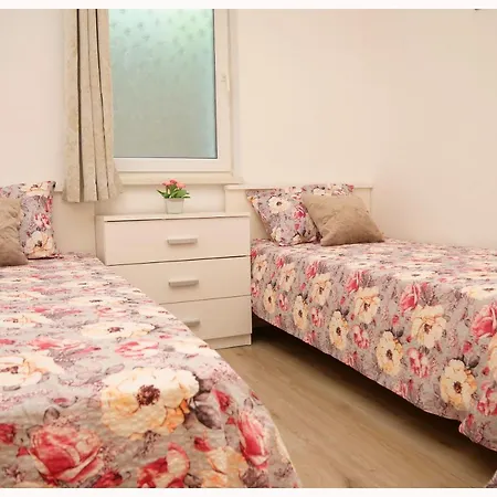House Luketini Dvori * Blizna Donja