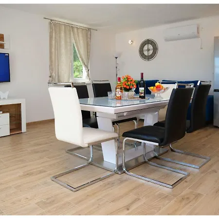 House Luketini Dvori Apartment Blizna Donja