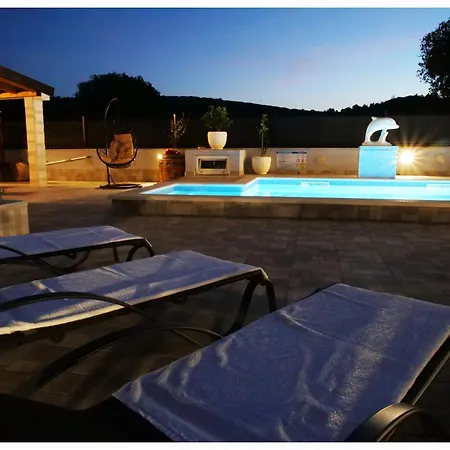 House Luketini Dvori شقة Blizna Donja