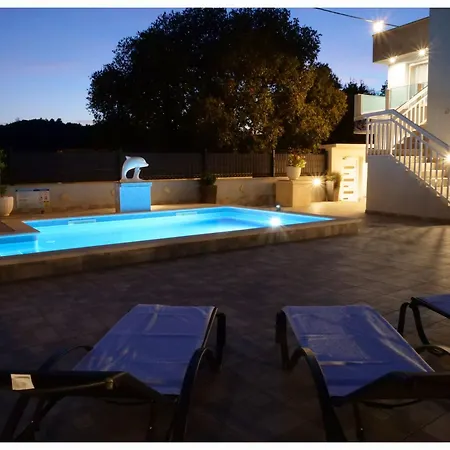 House Luketini Dvori *