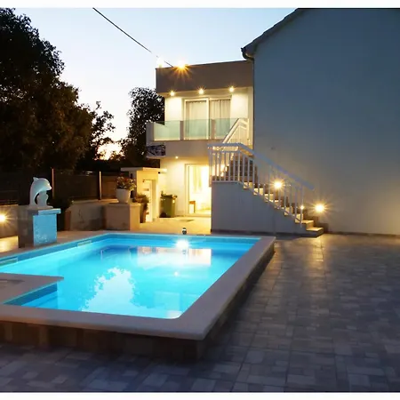 House Luketini Dvori شقة Blizna Donja